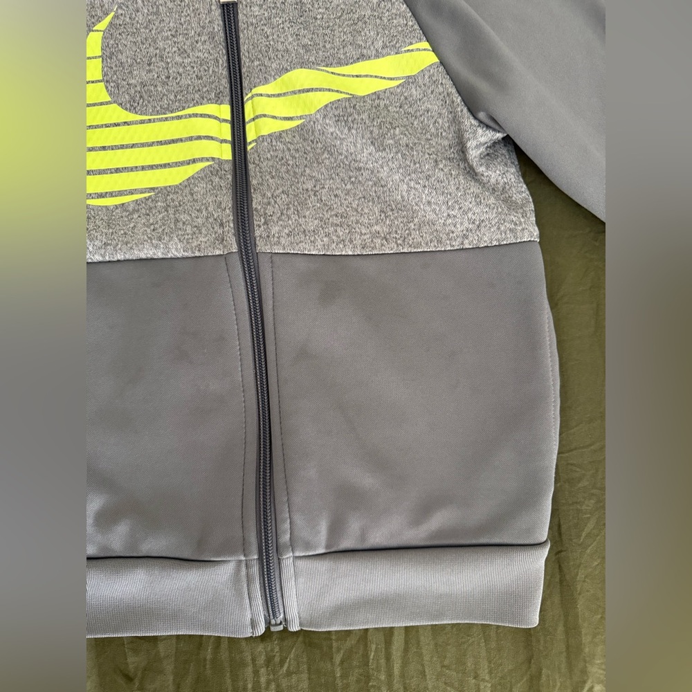 Nike Boy Dri-Fit Gray Jogger Outfit size 6 / Medium - Picture 6 of 6